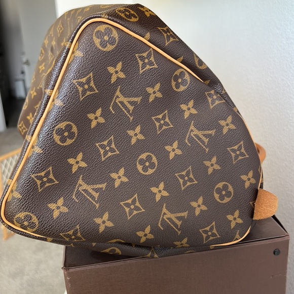 Louis Vuitton Speedy 35 - Picture 13 of 17